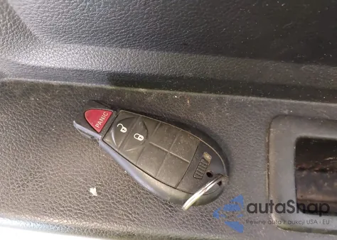 2019 Ram 1500 Classic Express 4X4 6'4 Box z USA, uszkodzony, nr VIN 1C6RR7FG8KS531634